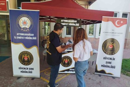 universite-ogrencileri-terorle-mucadele-konusunda-bilgilendirildi