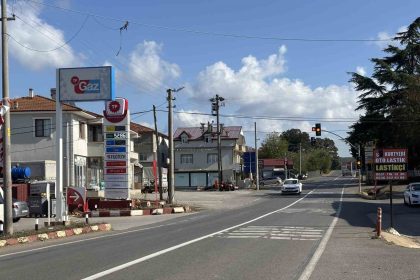 alkollu-surucunun-carptigi-yayayi-ziplamasi-kurtardi