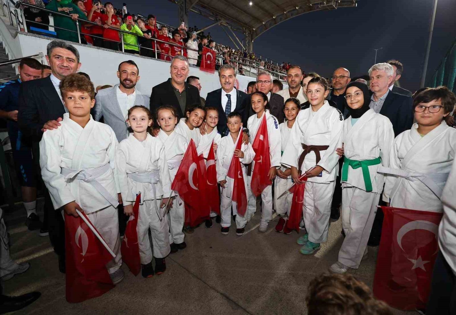 amator-spor-kuluplerine-18-milyonluk-malzeme-destegi