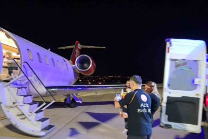 ambulans-ucak-4-bucuk-aylik-bebek-icin-havalandi