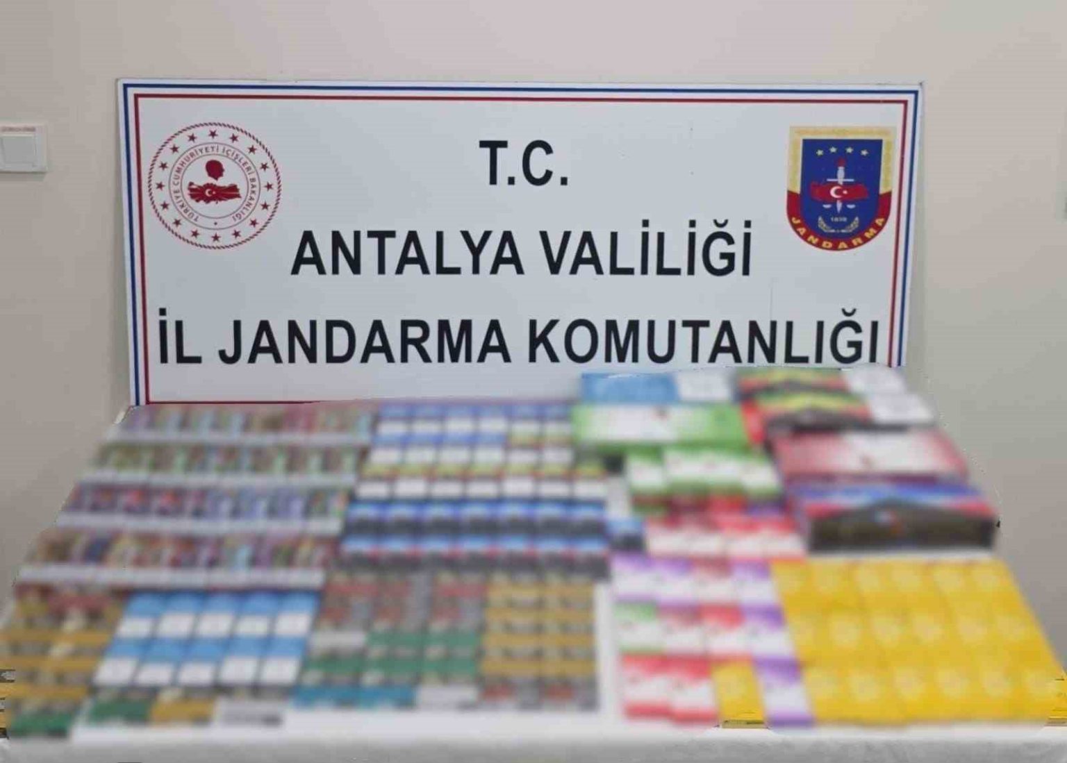 antalyada-kacak-sigara-operasyonu