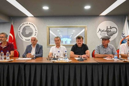 atbde-zeytin-ve-zeytinyaginin-sektorel-analizi-yapildi