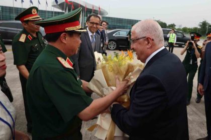 bakan-guler-vietnamda