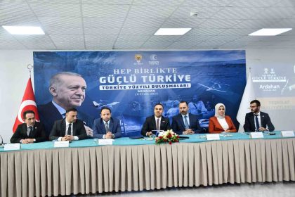 bakan-kacir-terorsuz-turkiye-menzilindeki-adimlarimizla-teroru-milletimizin-gundeminden-tumuyle-cikaracagiz