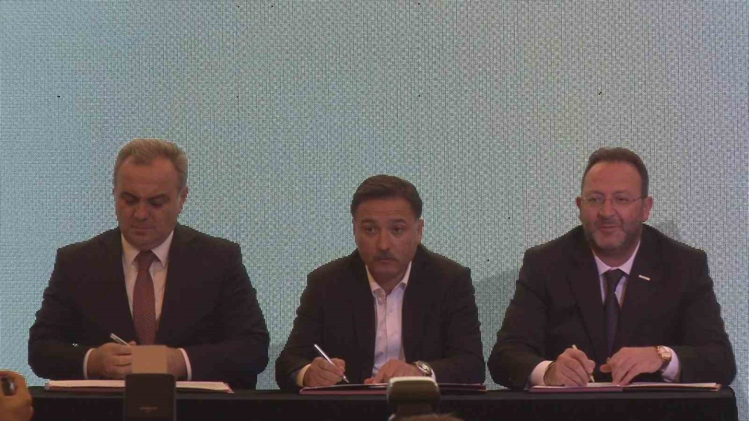 baskan-akmermer-her-sehrin-hikayesi-var-bizimkini-birlikte-yazacagiz