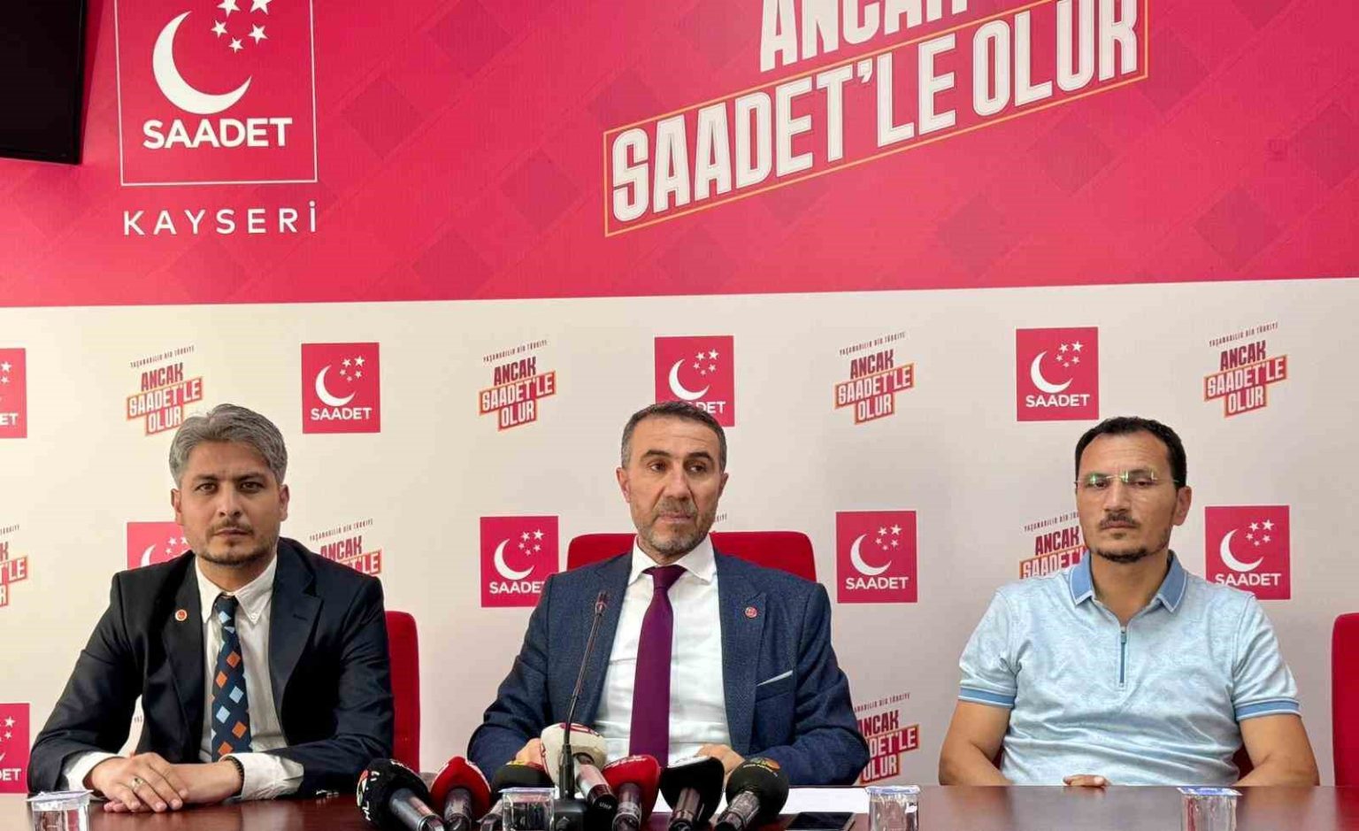 baskan-altun-ailelerin-borcla-egitim-masraflarini-karsilamaya-calisiyor-olmasi-milli-bir-egitim-sorunudur