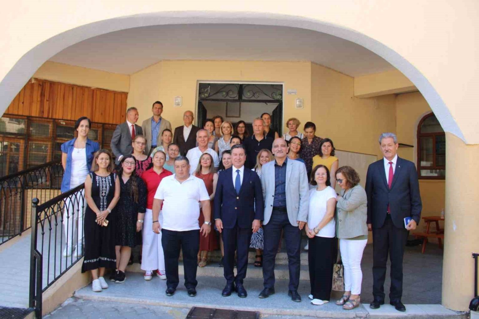 baskan-aras-ogrenci-ve-ogretmenlerin-ihtiyaclarini-dinledi
