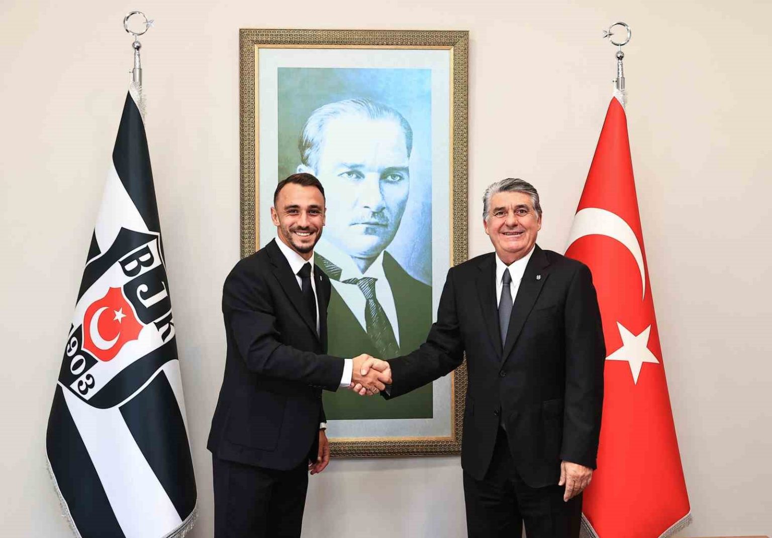 besiktas-gokhan-sazdagini-transfer-etti