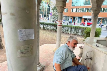 camide-unutulan-dislerin-sahibi-her-yerde-araniyor