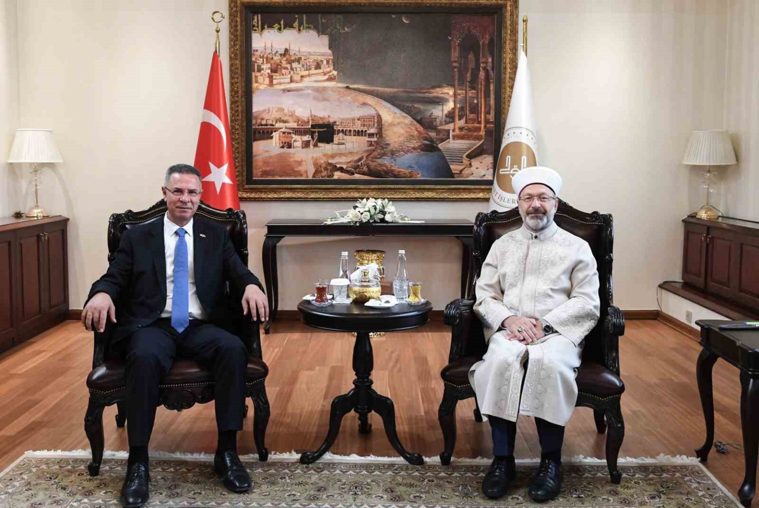 diyanet-isleri-baskani-erbas-kalbimizin-yarisi-filistin-olarak-atiyor