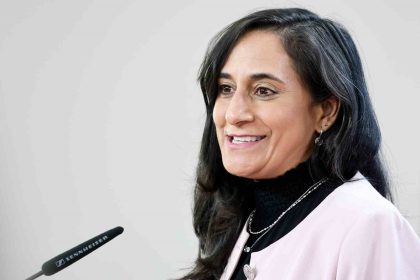 kanada-disisleri-bakani-anand-israil-ile-iliskilerimizi-degerlendiriyoruz