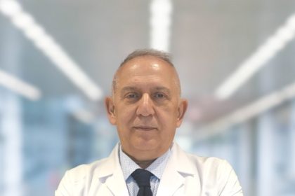 kbb-uzmani-caliskan-iki-haftadan-uzun-suren-ses-kisikligi-ciddi-hastalik-habercisi-olabilir