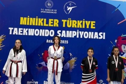 koycegizli-koparan-taekwondoda-turkiye-sampiyonu-oldu