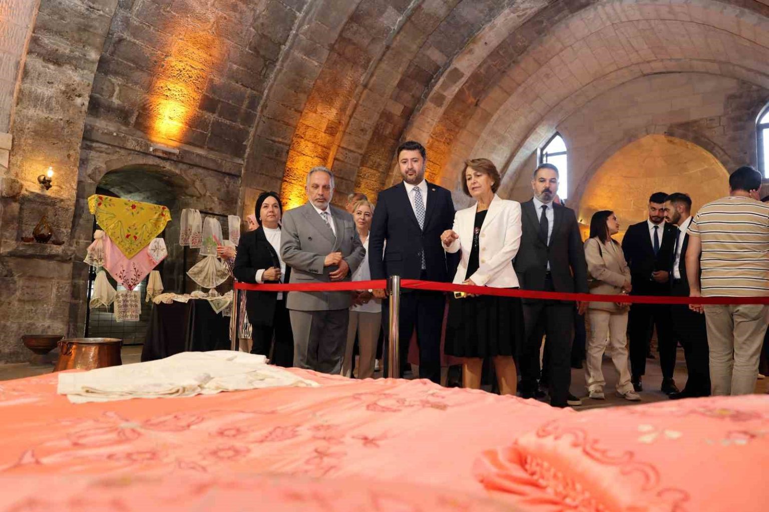 kultur-yolu-festivalinde-talasta-sanat-bulusmasi