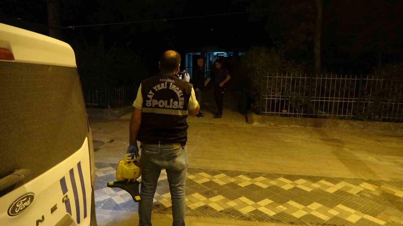 malatyada-cami-sadirvaninda-silahli-kavga-3-yarali