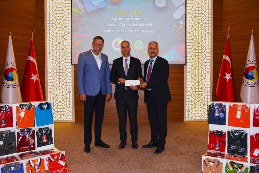 manisa-ticaret-borsasindan-ogrencilere-egitim-destegi