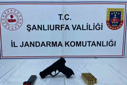 sanliurfada-ruhsatsiz-silah-ve-uyusturucu-operasyonu-8-gozalti