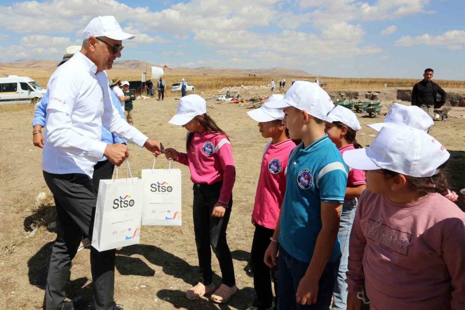 stso-ogrencileri-tarihle-bulusturdu