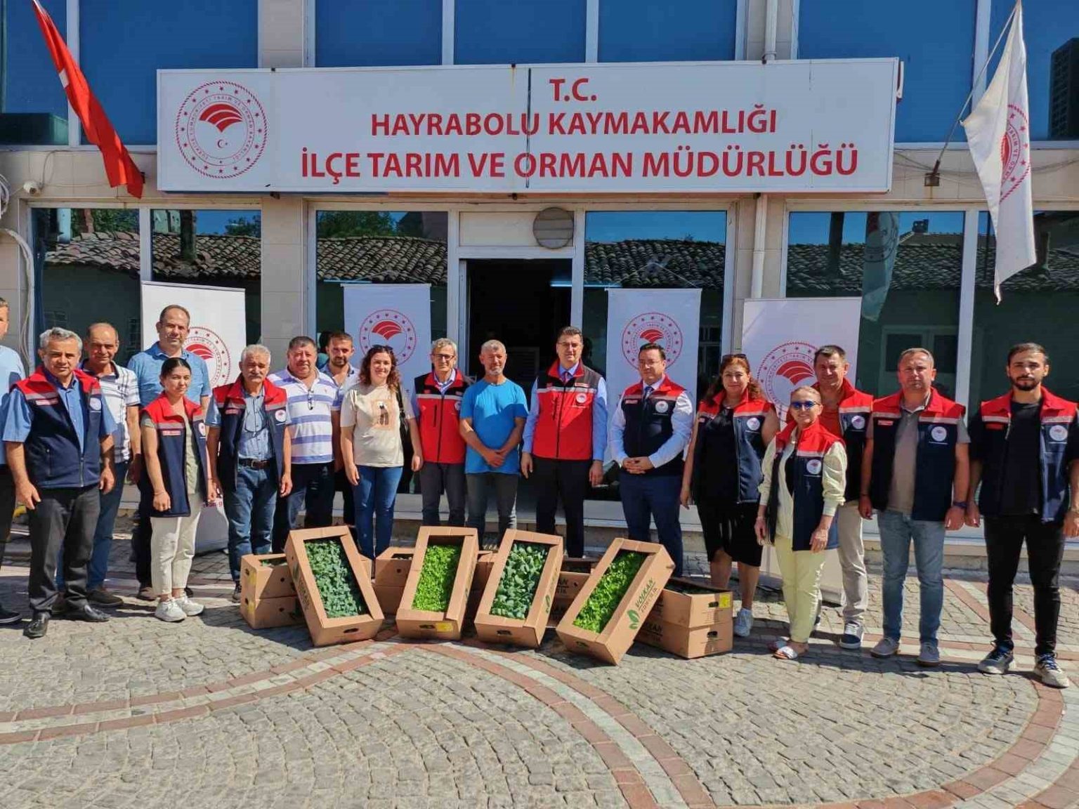 tekirdagda-genc-ciftcilere-fide-dagitimi-yapildi