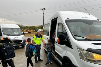 trafik-jandarmasi-okul-servisi-denetimine-basladi