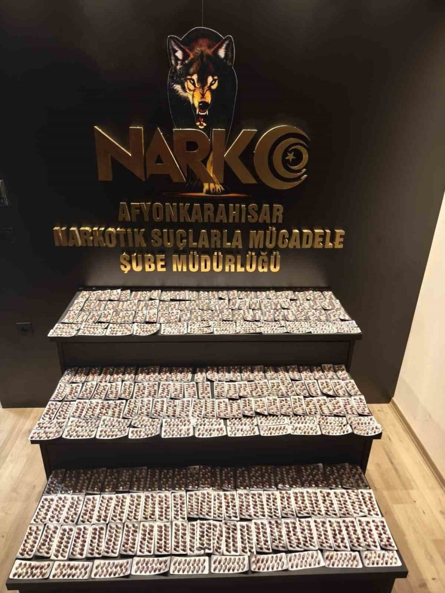 uyusturucu-haplarla-yakalanan-2-kisi-tutuklandi