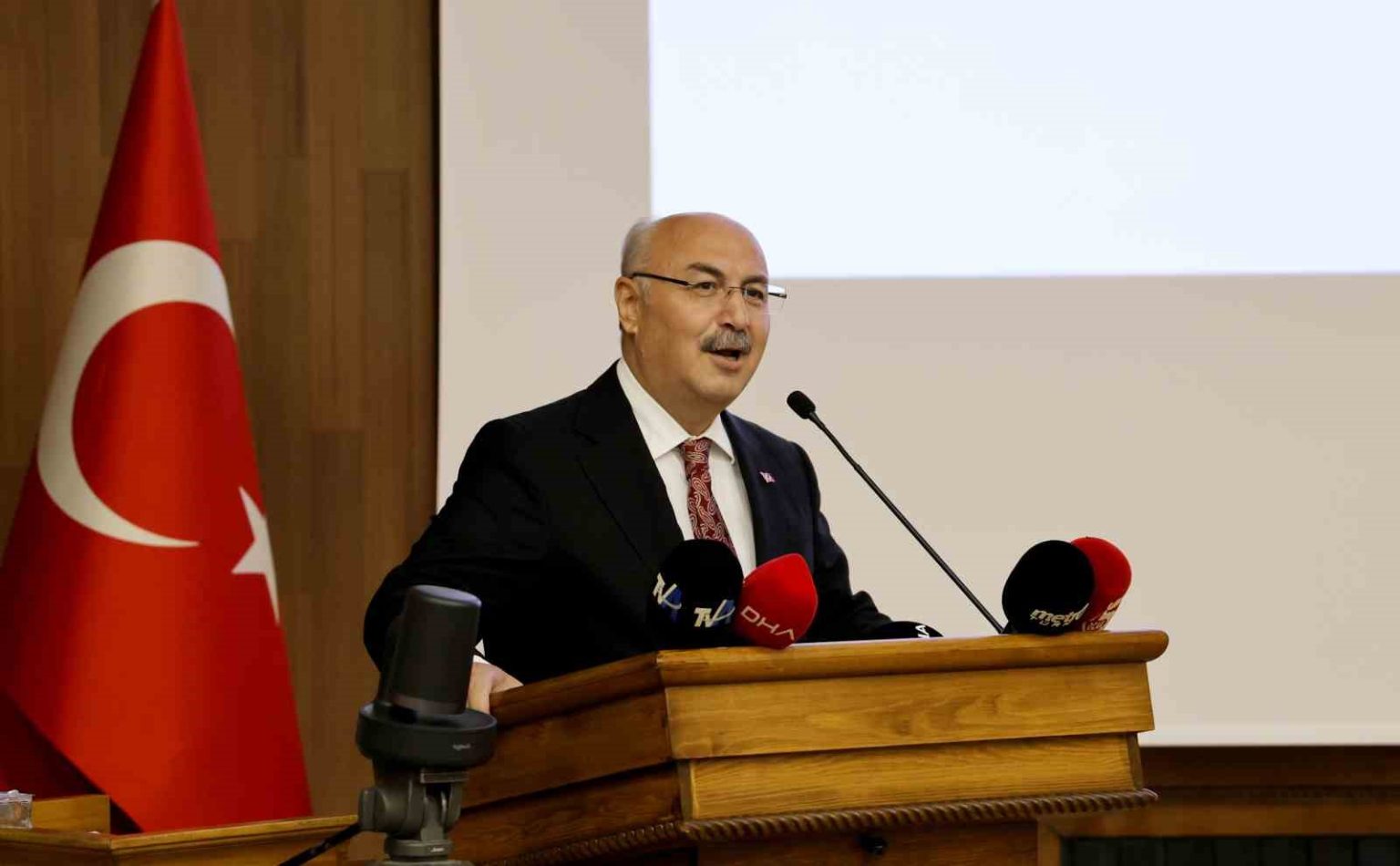 vali-kosger-dunyadaki-savaslarin-ucuncu-sebebi-enerji