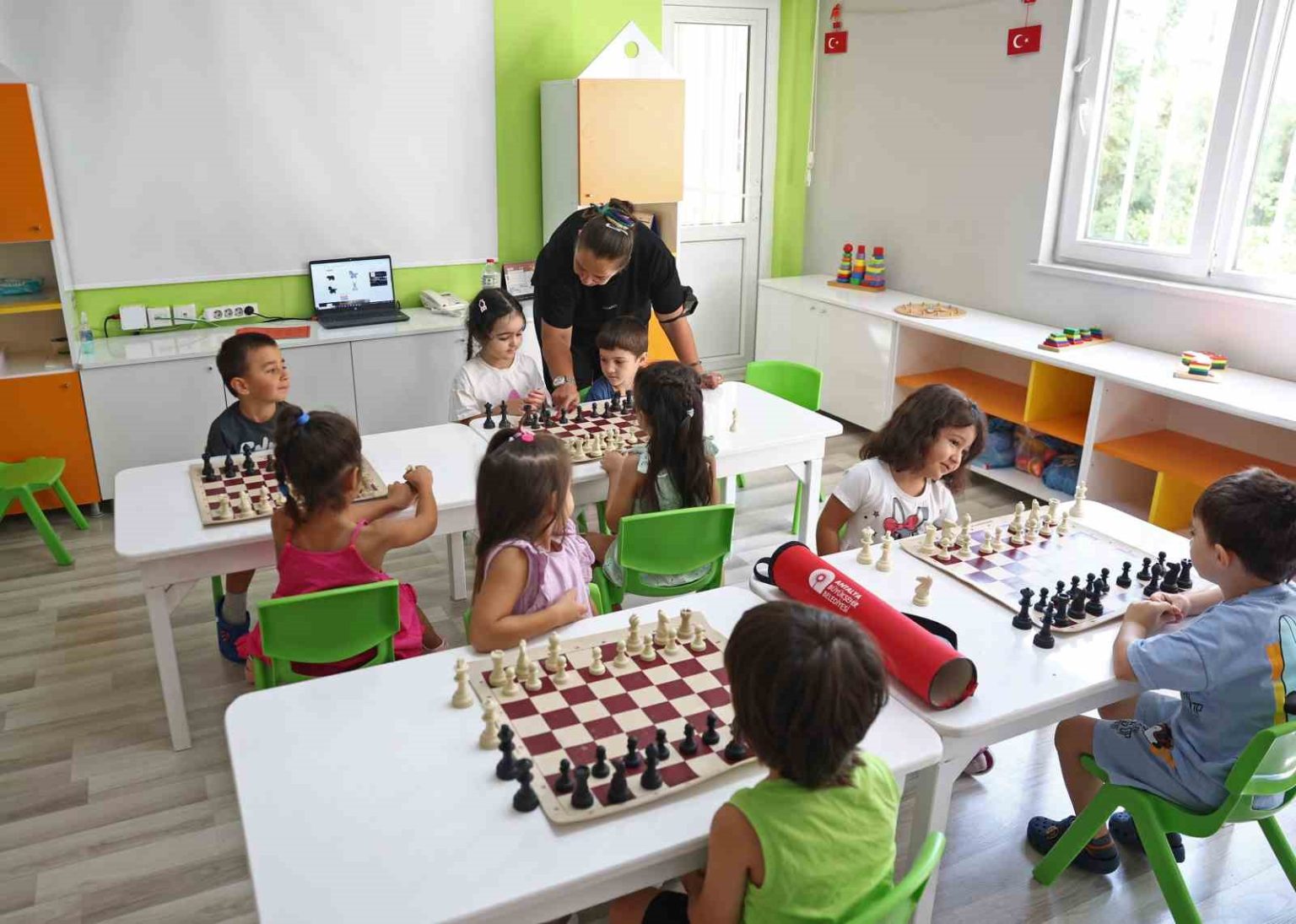 antalya-buyuksehir-belediyesi-kreslerinde-yeni-egitim-yili-heyecani