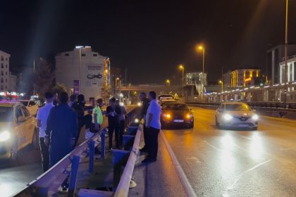 avcilarda-alkollu-surucu-zincirleme-kaya-yol-acti-vatandaslar-surucunun-uzerine-yurudu