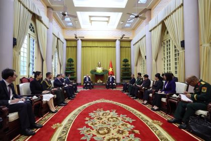 bakan-guler-vietnam-devlet-baskani-luong-ile-gorustu
