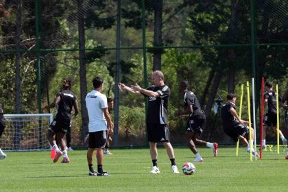 besiktas-basaksehir-macinin-hazirliklarina-devam-etti