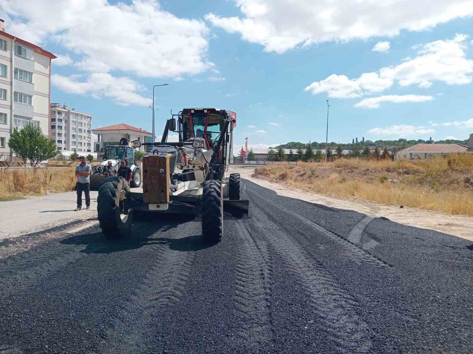 bunyanda-asfalt-calismalari-suruyor