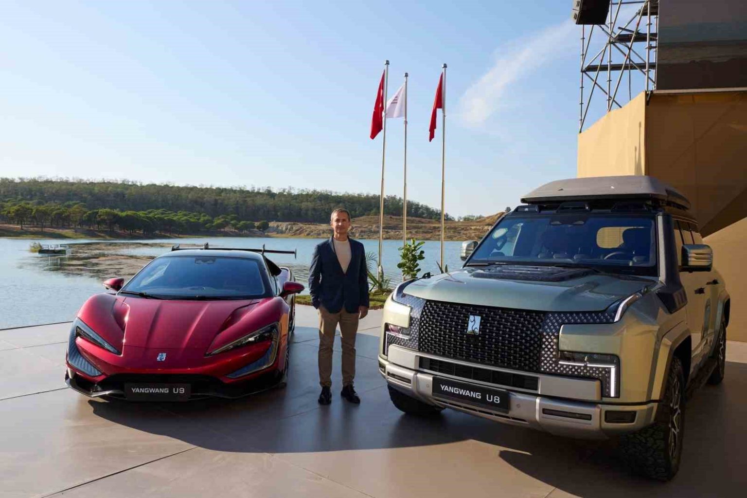 byd-turkiye-yuzen-ve-ziplayabilen-araclariyla-teknoloji-sovu-yapti