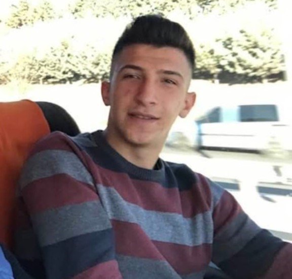edirnede-genc-arabasinda-olu-bulundu