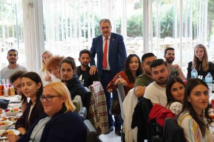 ege-universitesi-uluslararasi-ogrencilerin-bulusma-ussu