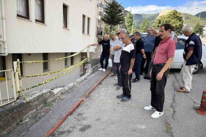 karabukte-zarar-goren-istinat-duvari-site-sakinlerini-tedirgin-ediyor