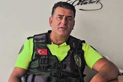 karacabey-bogazinda-batan-teknedeki-3-kisiyi-kureksiz-kayikla-kurtaran-kahraman-trafik-polisi-o-anlari-anlatti