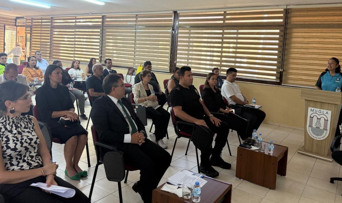 marmariste-okullarda-trafik-ve-asayise-yonelik-calismalara-hiz-verildi