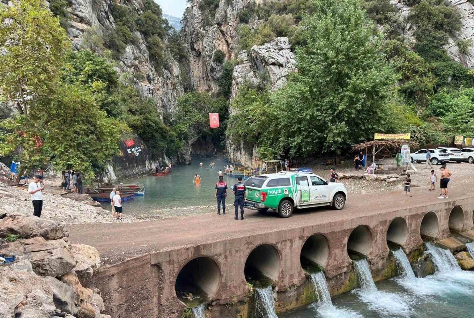 mersin-jandarmasindan-kacak-avcilik-ve-yanginlara-karsi-siki-denetim