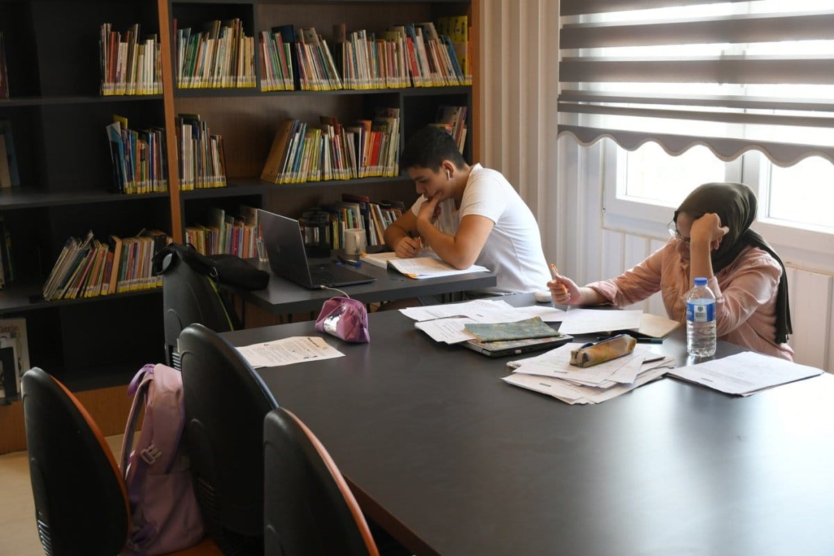 ogrencilerin-bu-yil-da-gozdesi-kutuphane-ve-kitap-kafe-olacak