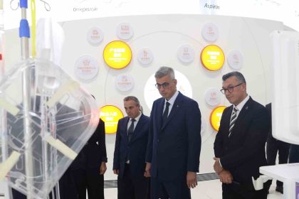 saglik-bakani-memisoglu-turkiye-bilimiyle-dunyaya-ornek-olan-bir-ulke-haline-gelmis-durumda