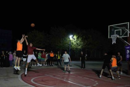 sokak-basketbolunda-kupalar-sahiplerini-buldu