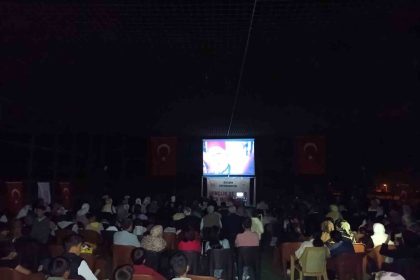 tendurek-dagi-eteklerinde-sinema-keyfi