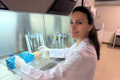turkiyede-yapilan-calismada-hiv-ile-yasayan-her-3-kisiden-1inde-frengi-goruldu