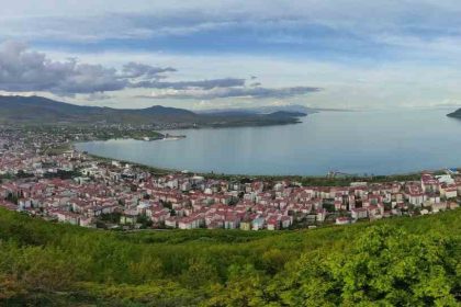 van-golunde-su-seviyesi-dusuyor