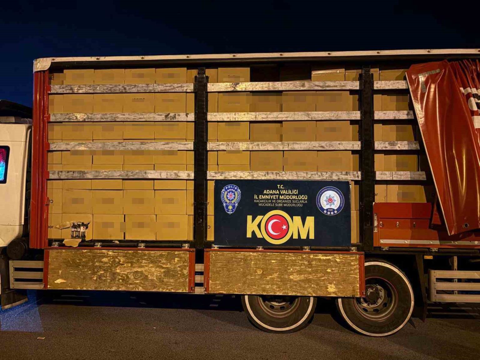 adanada-14-milyon-340-bin-kacak-makaron-ele-gecirildi-piyasa-degeri-9-milyondan-fazla