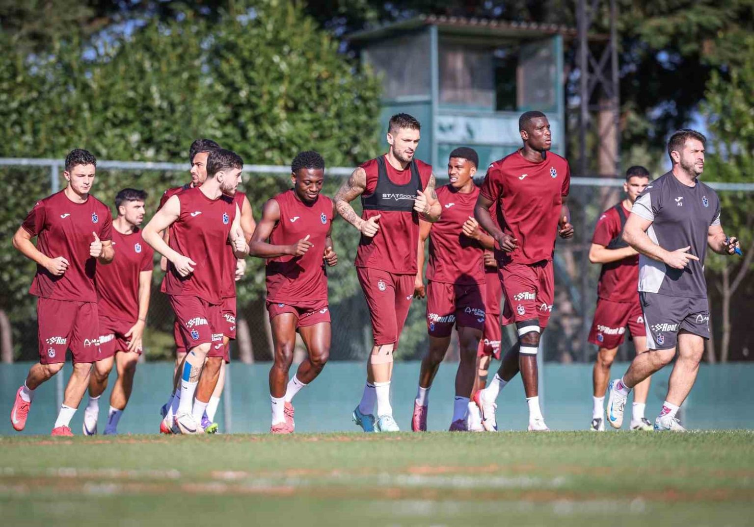 andre-onana-ilk-antrenmanina-cikti