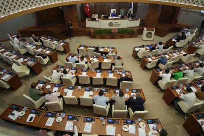 antalyada-toplu-tasima-okul-servis-ve-kres-ucretlerine-zam-geldi