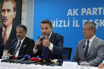 bakan-bayraktar-ak-parti-olarak-her-daim-sahada-olmanin-cok-onemli-oldugunu-inaniyoruz
