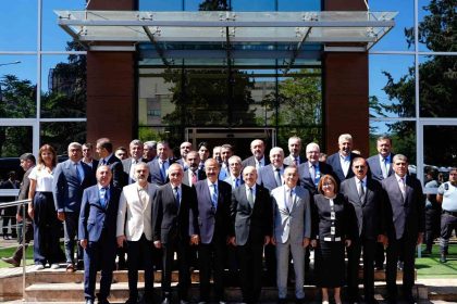 bakan-simsek-gaziantepte-ekonomi-degerlendirme-toplantilarina-katildi