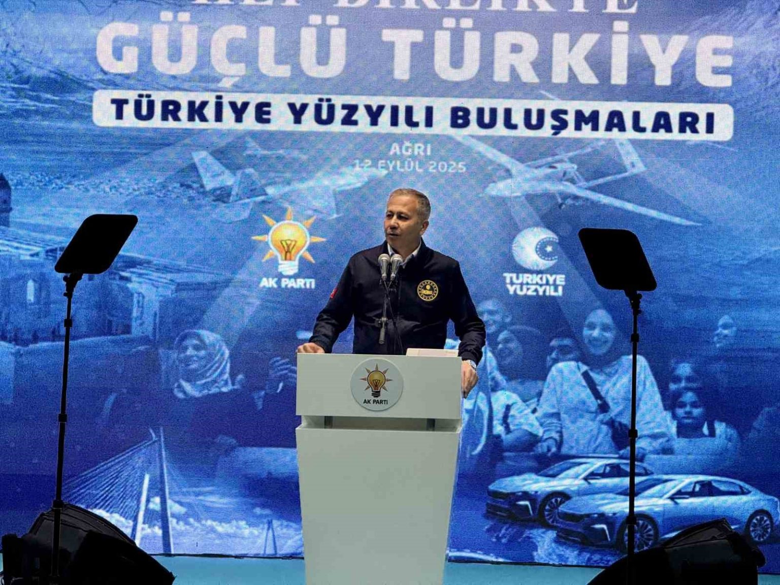 bakan-yerlikaya-demokrasi-sokakta-degil-sandikta-guclenir